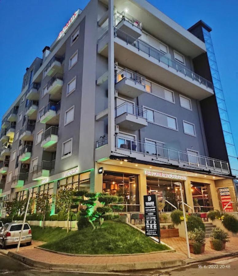 Domus Hotel & Apartments Shengjin Luaran gambar