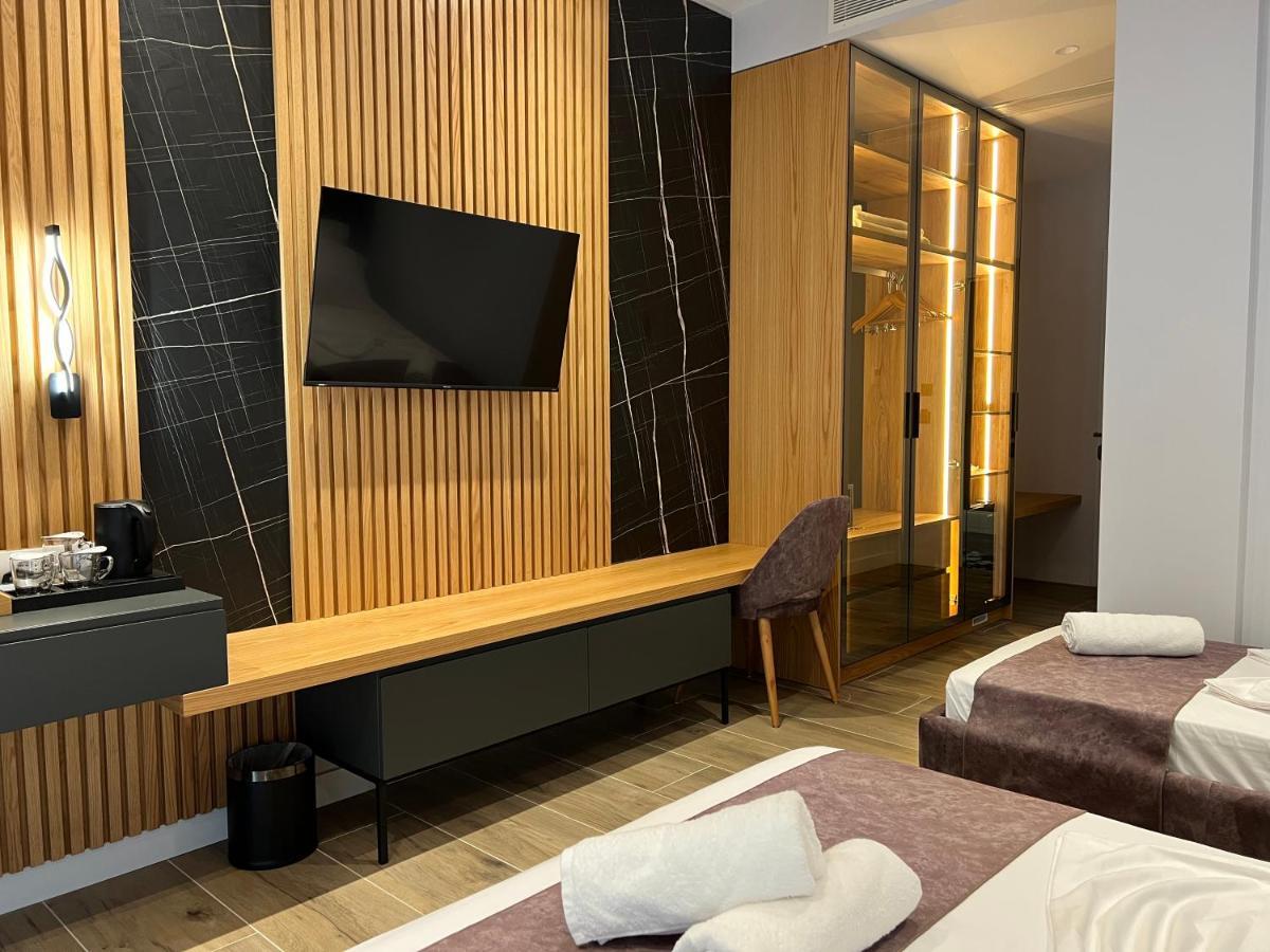 Domus Hotel & Apartments Shengjin Luaran gambar