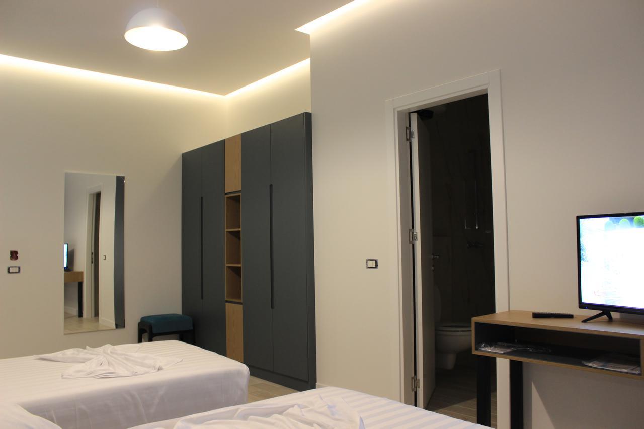 Domus Hotel & Apartments Shengjin Luaran gambar