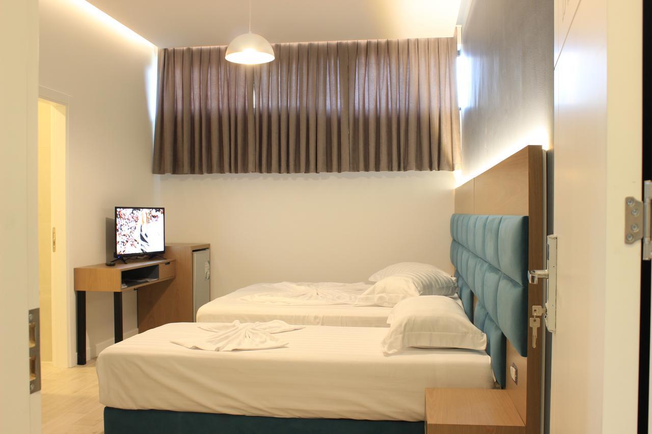 Domus Hotel & Apartments Shengjin Luaran gambar