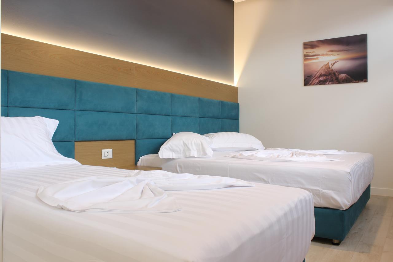 Domus Hotel & Apartments Shengjin Luaran gambar